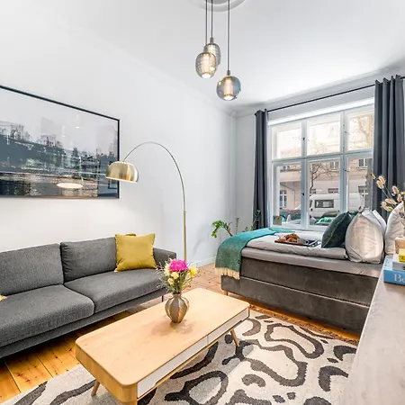 The Uckermuender - Group Flat In Berlin, Family-friendly, 2br, 2- 4 Guests アパート *