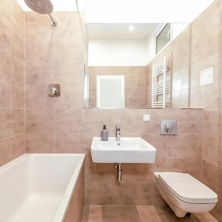 The Uckermuender - 2 Bed Up To 4 People Appartement *