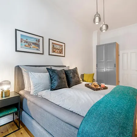 The Uckermuender - Group Flat In Berlin, Family-friendly, 2br, 2- 4 Guests * ברלין